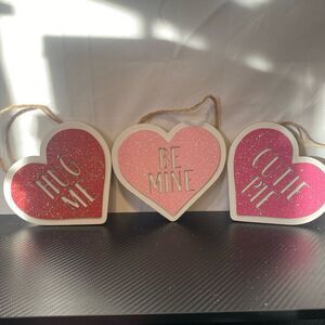 Set of 3 Wooden Glitter Valentine's‎ Day Hanging Decor